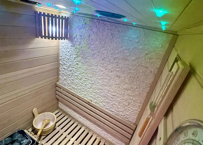 Apartment Capsule Nuage Jacuzzi Sauna
